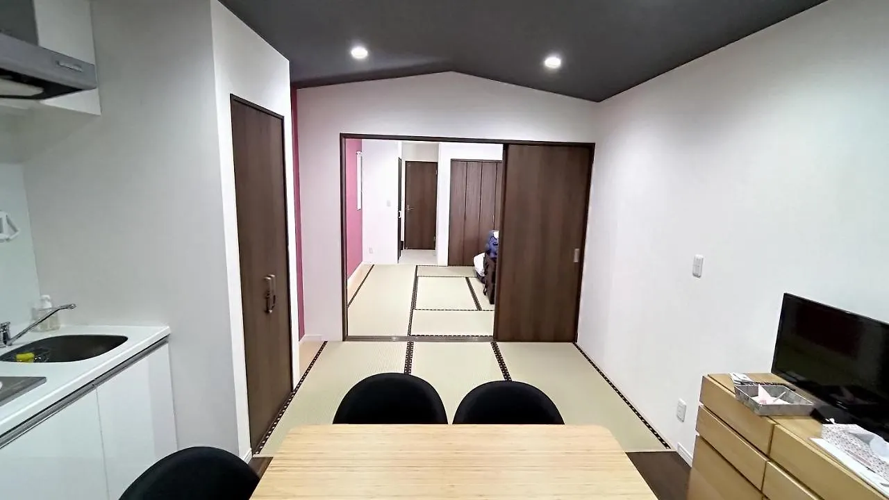 Origami 5 People Room Tokio